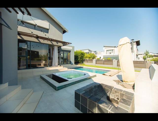 3 BEDROOM HOUSE FOR SALE IN COPPERLEAF ESTATE